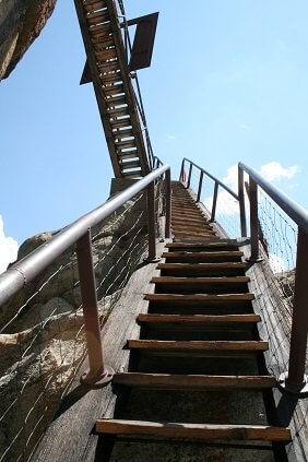 Picture of stairs up to Buck Rock in Kings Canyon Natinonal Park